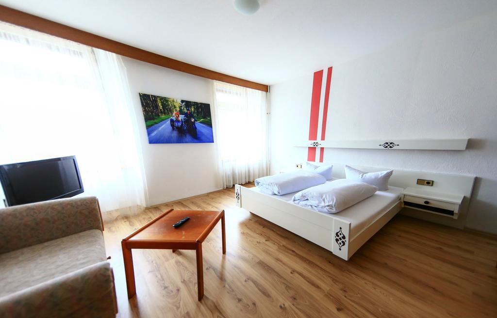 Double Room,126001137:JPEG